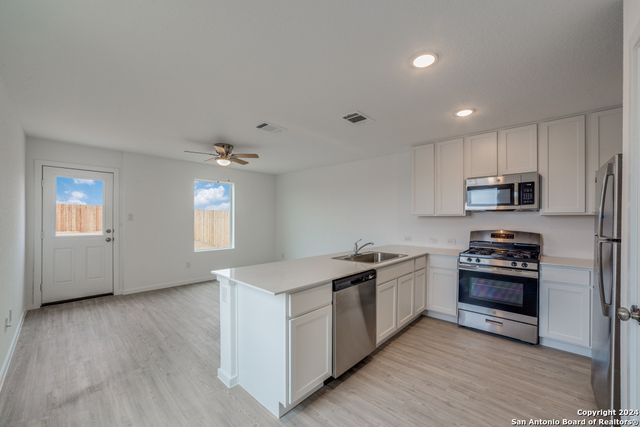 3704 Millbrook Way, San Antonio, TX 78245