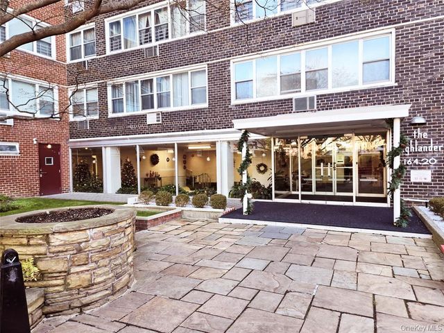 164-20 Highland Avenue 5R, Jamaica Hills, NY 11432
