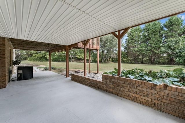 4640 Spot Road, Cumming, GA 30040