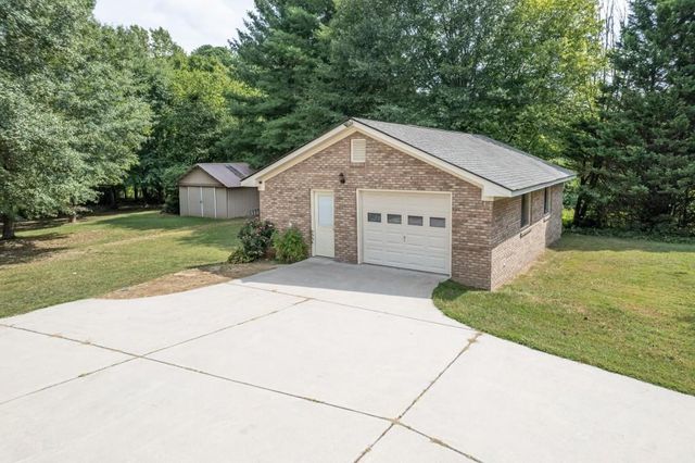 4640 Spot Road, Cumming, GA 30040