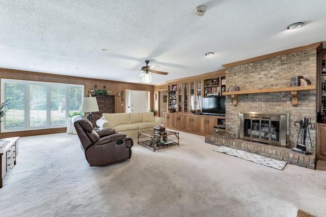 4640 Spot Road, Cumming, GA 30040