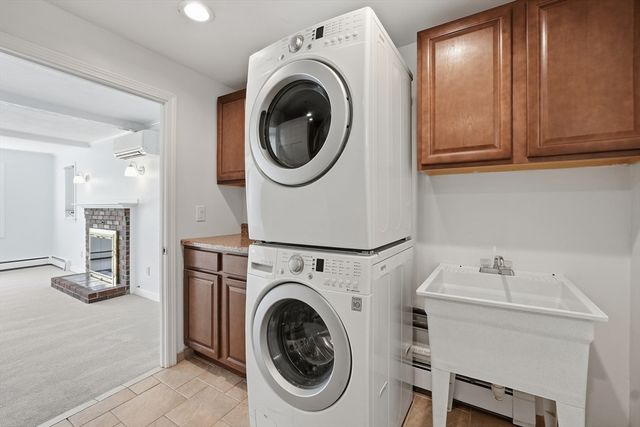 14 Lomas Dr, Framingham, MA 01701