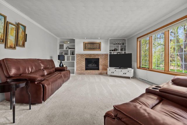 3221 N COUNTRY RUN DRIVE, Appleton, WI 54914