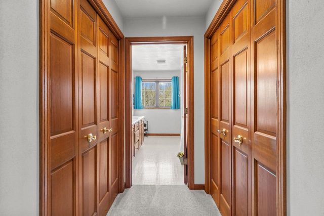 3221 N COUNTRY RUN DRIVE, Appleton, WI 54914