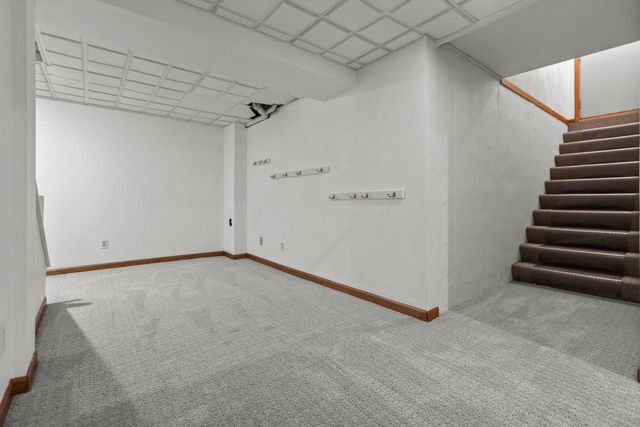 3221 N COUNTRY RUN DRIVE, Appleton, WI 54914