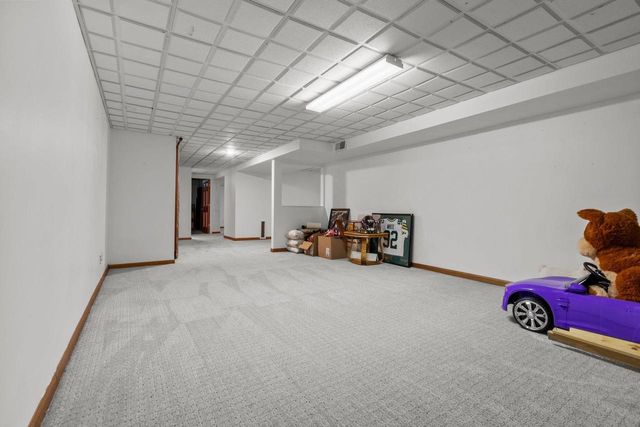 3221 N COUNTRY RUN DRIVE, Appleton, WI 54914