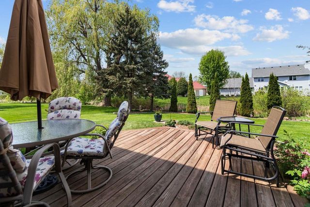 3221 N COUNTRY RUN DRIVE, Appleton, WI 54914