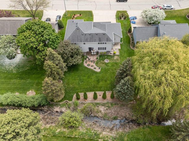 3221 N COUNTRY RUN DRIVE, Appleton, WI 54914