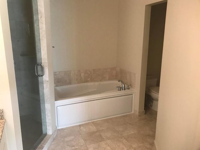 16102 Emerald Estates Drive 212, Weston, FL 33331