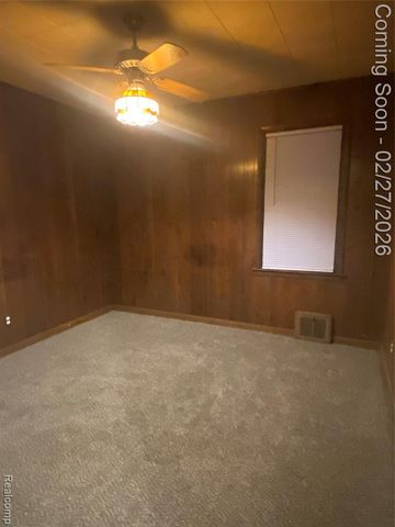 19624 Charest Street, Detroit, MI 48234