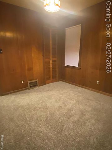 19624 Charest Street, Detroit, MI 48234