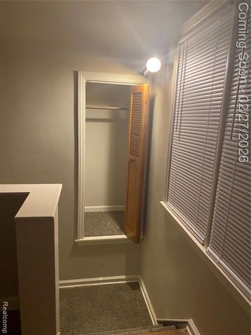 19624 Charest Street, Detroit, MI 48234