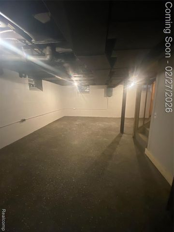 19624 Charest Street, Detroit, MI 48234