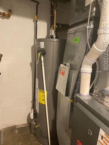 19624 Charest Street, Detroit, MI 48234