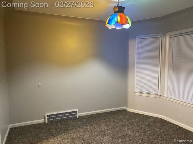 19624 Charest Street, Detroit, MI 48234