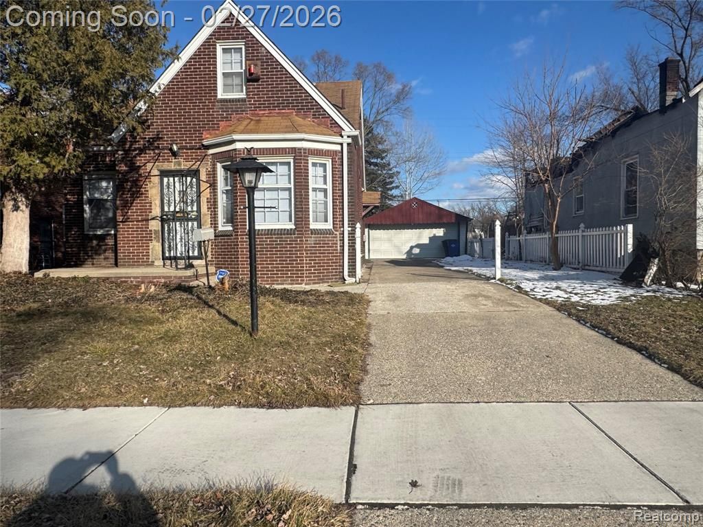 19624 Charest Street, Detroit, MI 48234