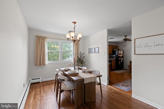 2255 HILLSIDE LN, Aston, PA 19014