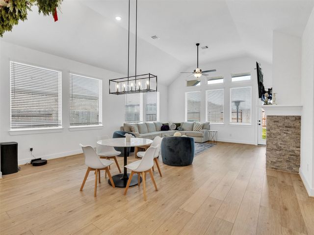 2211 Cherry Bridge Lane, Tomball, TX 77375