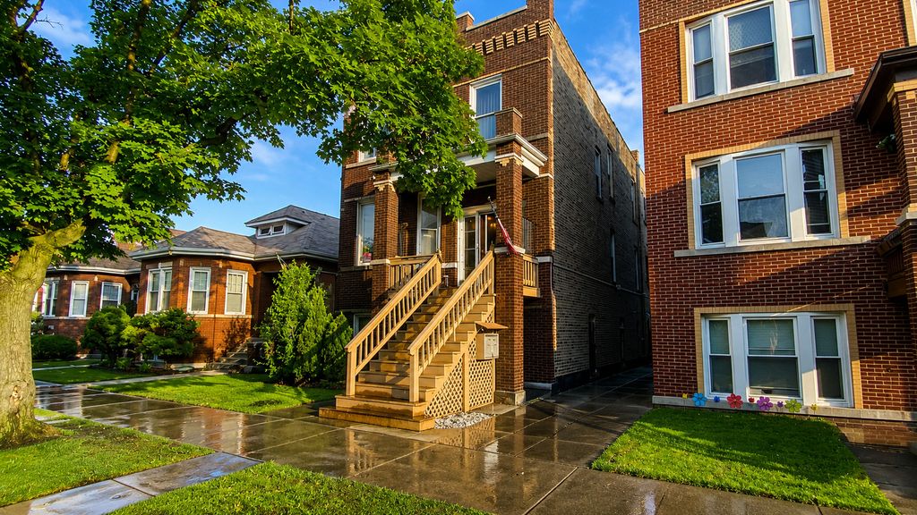 4833 W Montana Street 1, Chicago, IL 60639