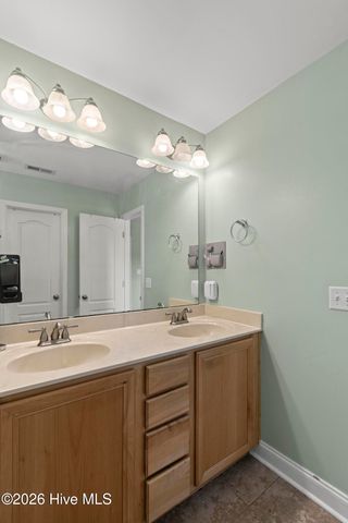 208 Gelynda Court, Holly Ridge, NC 28445