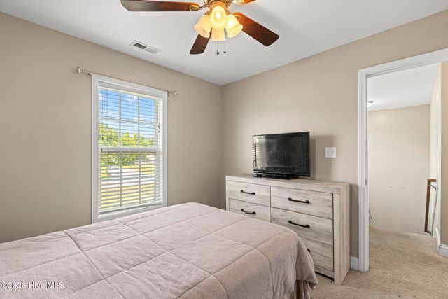 208 Gelynda Court, Holly Ridge, NC 28445