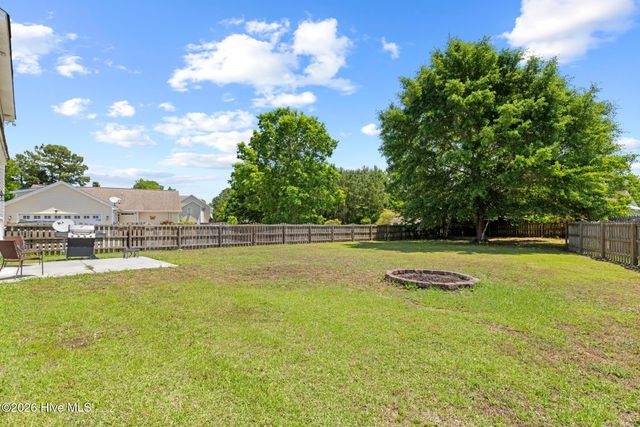 208 Gelynda Court, Holly Ridge, NC 28445