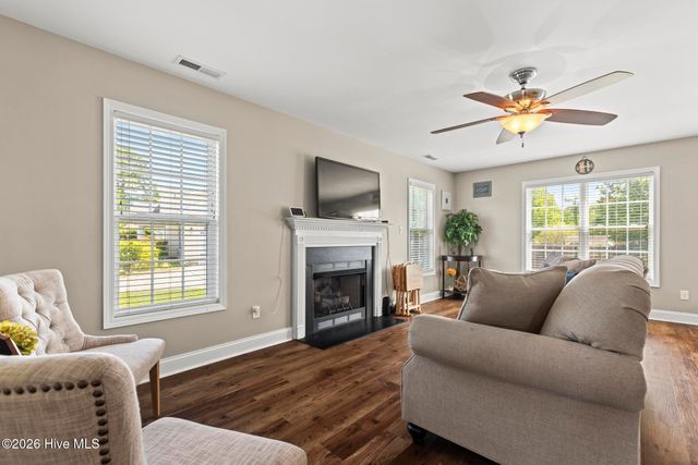 208 Gelynda Court, Holly Ridge, NC 28445