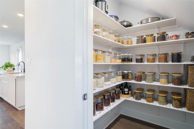 2717 Painted Sky BND, Leander, TX 78641