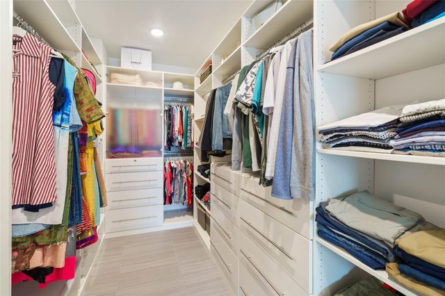 2717 Painted Sky BND, Leander, TX 78641