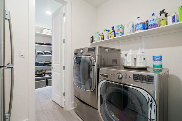 2717 Painted Sky BND, Leander, TX 78641