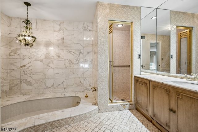 1080 Prospect Ave, Mountainside Boro, NJ 07092