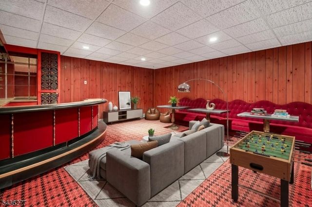 1080 Prospect Ave, Mountainside Boro, NJ 07092