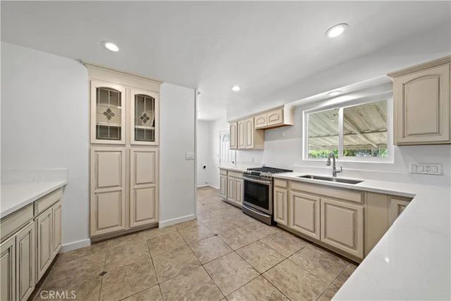 525 S Gretta Avenue, West Covina, CA 91790