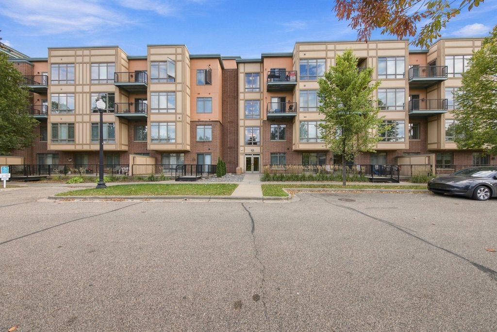 1070 Grandview Court NE 110, Columbia Heights, MN 55421 — exterior