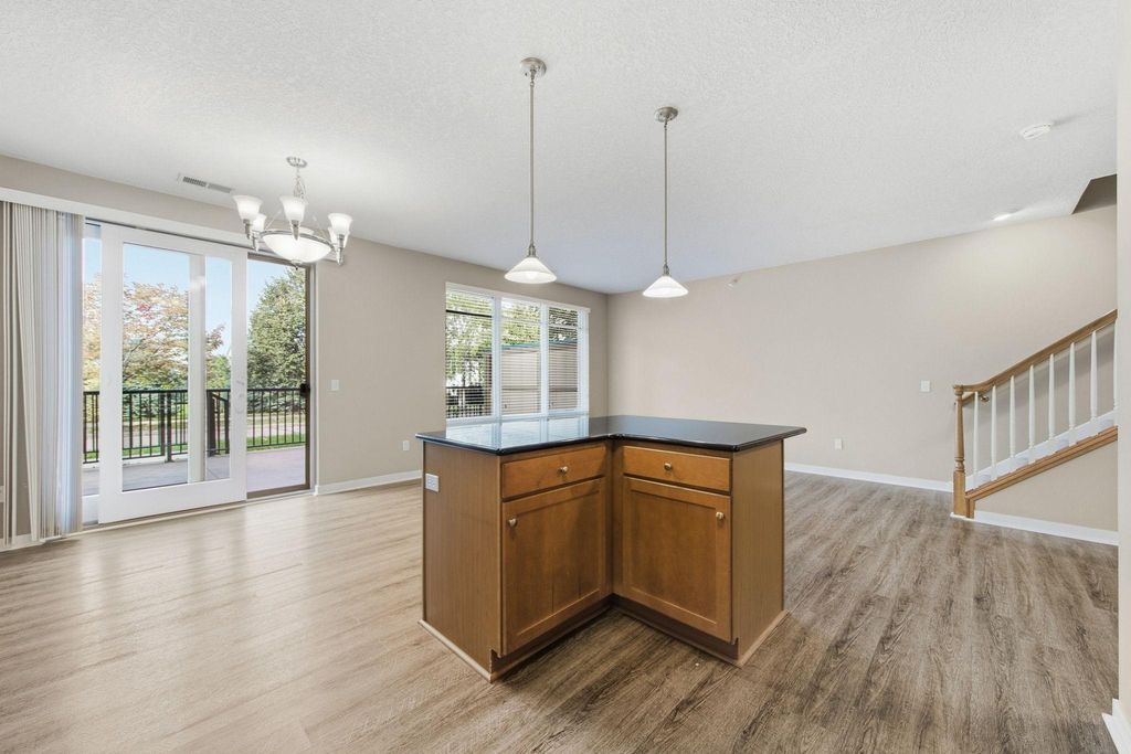 1070 Grandview Court NE 110, Columbia Heights, MN 55421 — photo 4