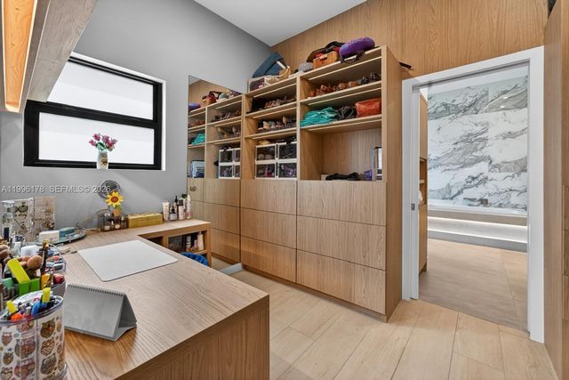 4120 SW 106th Ter, Davie, FL 33328