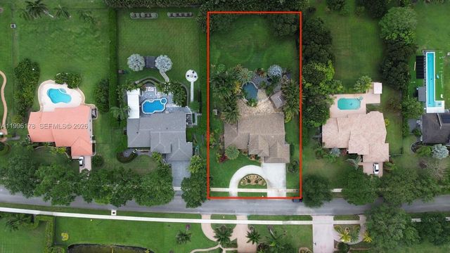4120 SW 106th Ter, Davie, FL 33328