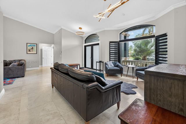 4120 SW 106th Ter, Davie, FL 33328