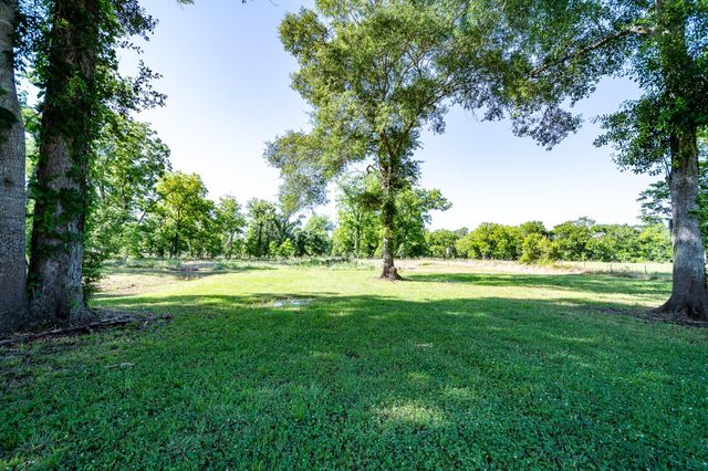 3442 County Road 2326, Dayton, TX 77535