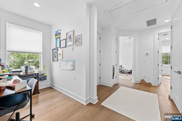 110 Mason Court 3H, Haworth, NJ 07641