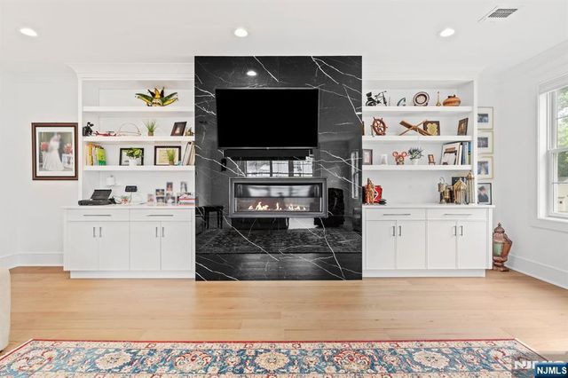 110 Mason Court 3H, Haworth, NJ 07641