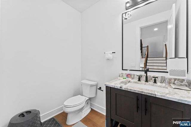 110 Mason Court 3H, Haworth, NJ 07641