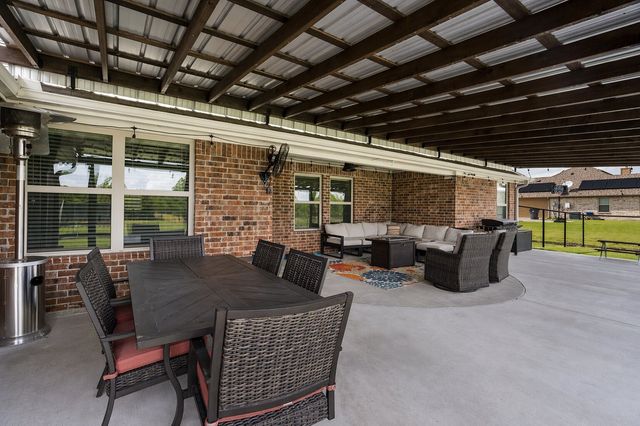 940 Lester Burt Road, Farmersville, TX 75442