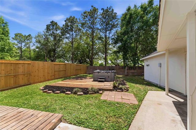 14310 Rolling Hills Lane, Rosharon, TX 77583