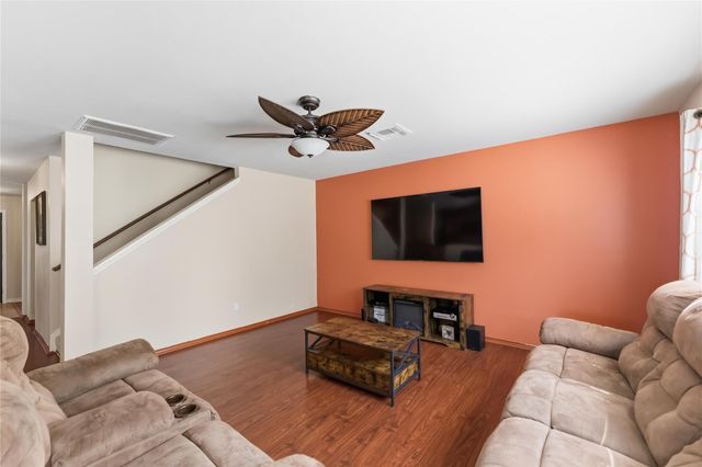 14310 Rolling Hills Lane, Rosharon, TX 77583