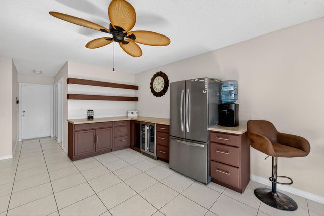 3944 Crescent Creek Drive, Coconut Creek, FL 33073