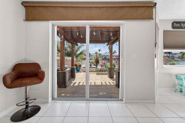 3944 Crescent Creek Drive, Coconut Creek, FL 33073