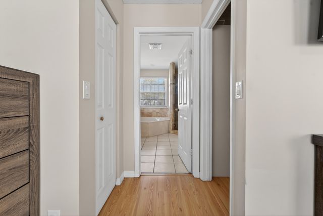 3944 Crescent Creek Drive, Coconut Creek, FL 33073