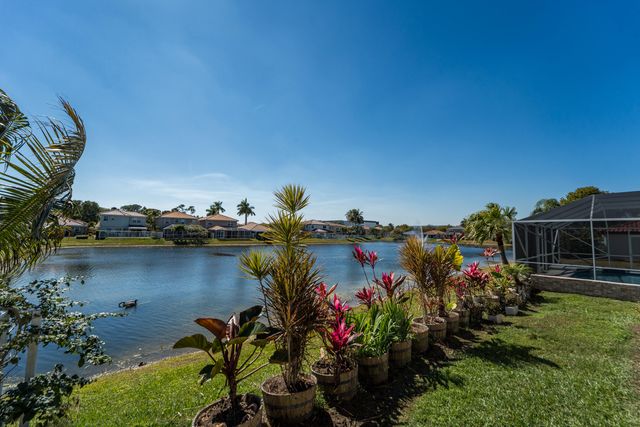 3944 Crescent Creek Drive, Coconut Creek, FL 33073