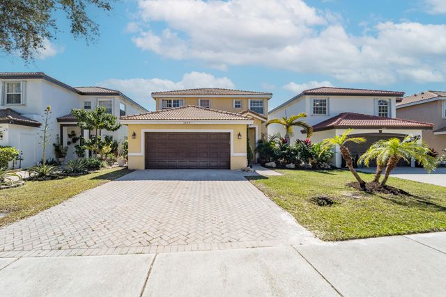 3944 Crescent Creek Drive, Coconut Creek, FL 33073